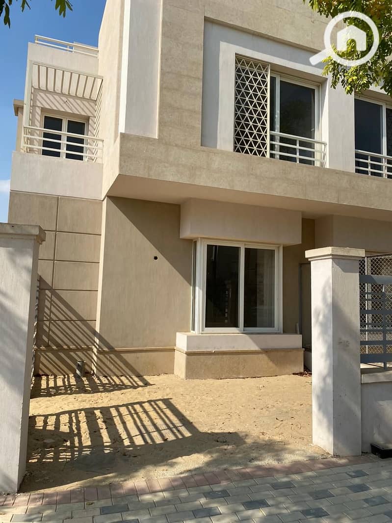 Prime located townhouse in Atrio compound El Sheikh Zayed - Widok 2