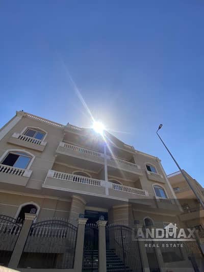 4 Bedroom Flat for Sale in New Cairo, Cairo - d590da38-bcbb-438b-baae-a3523313ed65. jpg 4 Bedroom Flat for Sale in New Cairo, Cairo - d590da38-bcbb-438b-baae-a3523313ed65. jpg