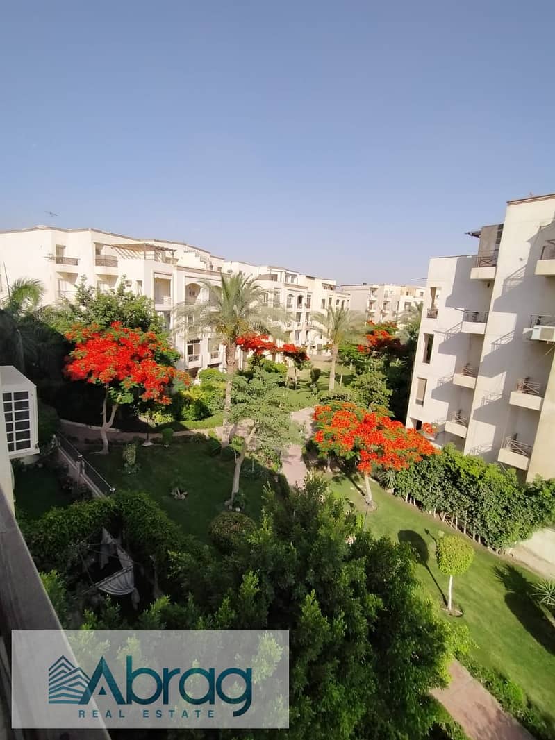 For rent: 122 sq m apartment with two bedrooms, kitchen, and air conditioning in Hadayek El Mohandeseen Compound, Sheikh Zayed City. - Widok 6