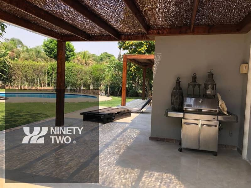 Luxury Standalone Villa for Rent in Katameya Heights kitchen with appliances and ACs - Ansicht 4