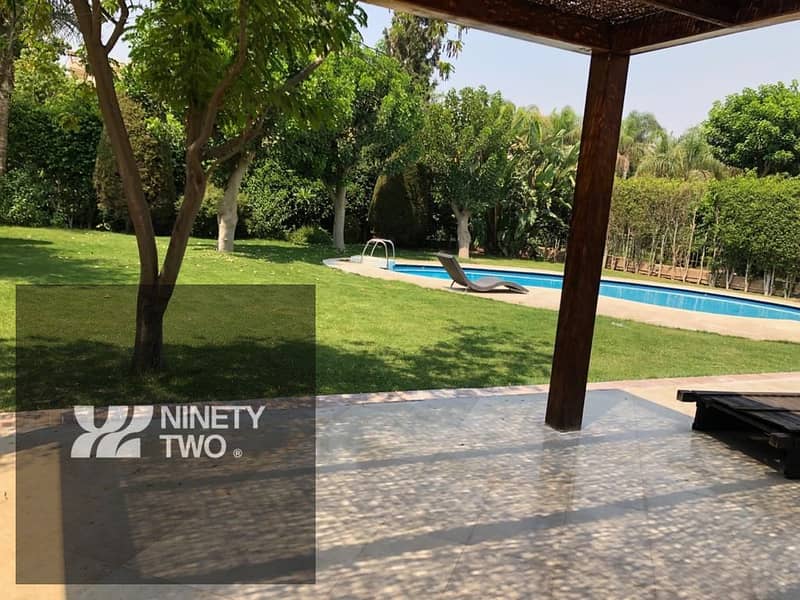 Luxury Standalone Villa for Rent in Katameya Heights kitchen with appliances and ACs - Ansicht 6