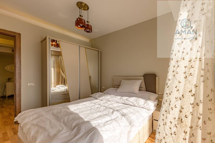 6 EX0A1333-HDR. jpg
