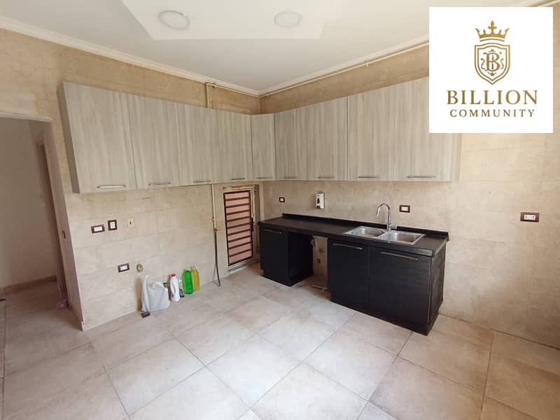Town house Ready to move Super Lux Finishing with ACS At Special Price - in Springs El Shorouk - Mehr