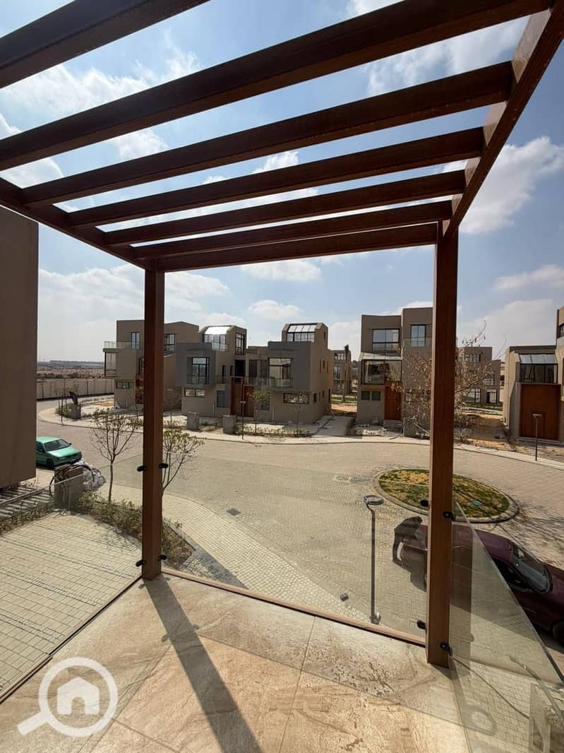 prime view town house for sale in lugar sheikh zayed near beverly hills - Mehr