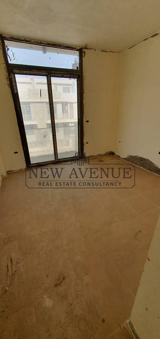 Ready to move Twin House 247 sqm Double View Fully Paid for sale in IL BOSCO New Capital – pohled 5
