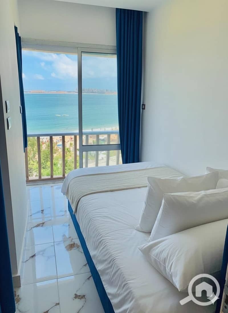 Hotel Apartment – First Row Direct to the Sea | Al Maamoura Beach - Ansicht 2