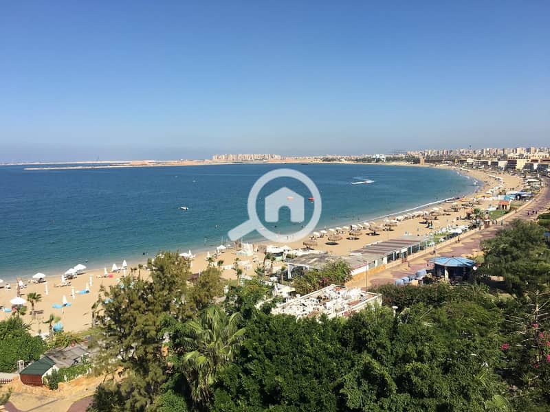 Hotel Apartment – First Row Direct to the Sea | Al Maamoura Beach - Ansicht 3