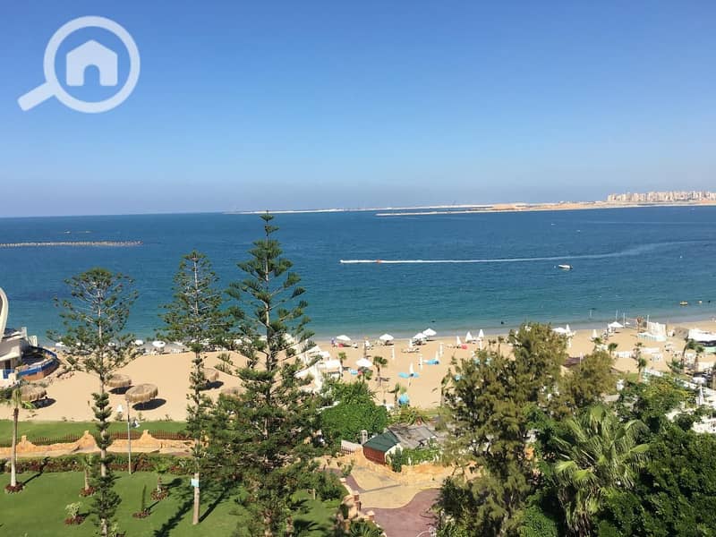Hotel Apartment – First Row Direct to the Sea | Al Maamoura Beach - Ansicht 4