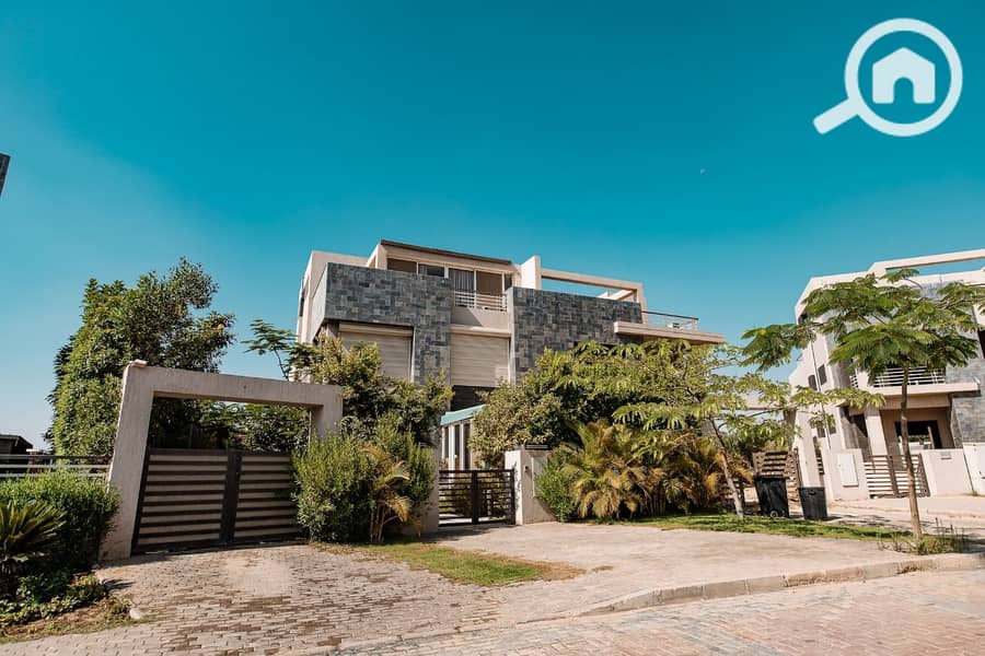Ready to move in villa in Karma Gates Compound - Więcej