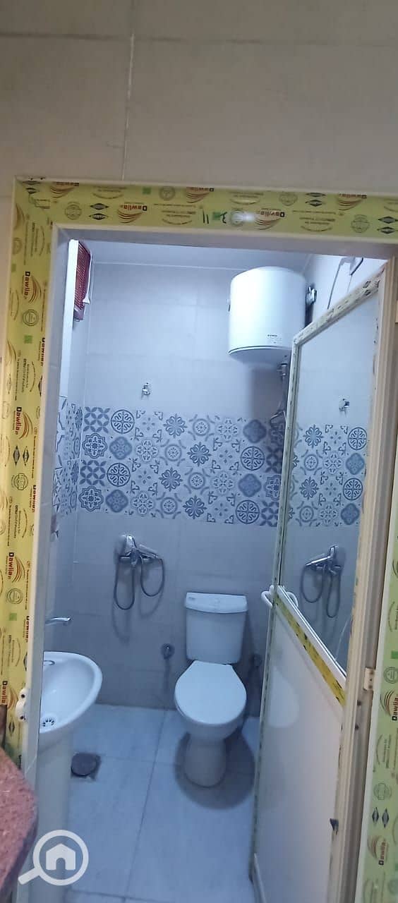 Furnished studio for rent in the First Neighborhood, Third District, Fourth Floor with elevator - Widok 3