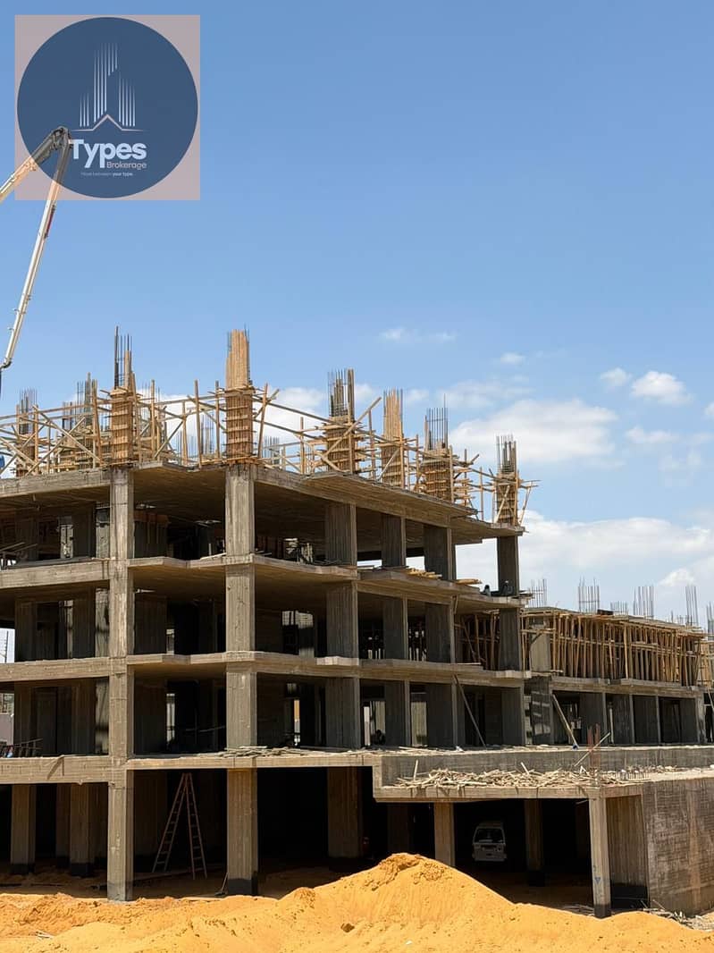 155m apartment for sale in Sheikh Zayed on Al Nozha Road, 3 bedrooms, prime location with new developments, best price per meter. - Widok 5
