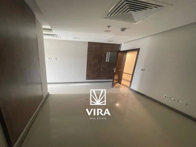 Clinic or Analysis laboratory or Medical center , view of plaza , Super lux , Trivium , Sheikh Zayed rent - Widok 3