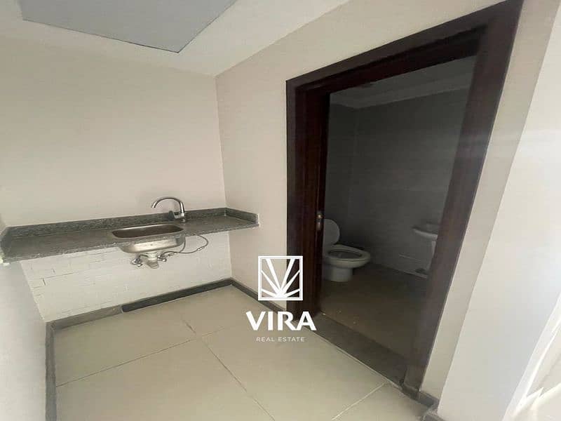 Clinic or Analysis laboratory or Medical center , view of plaza , Super lux , Trivium , Sheikh Zayed rent - Widok 6
