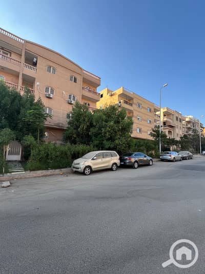 3 Bedroom Flat for Sale in Sheikh Zayed, Giza - 287317. jpg