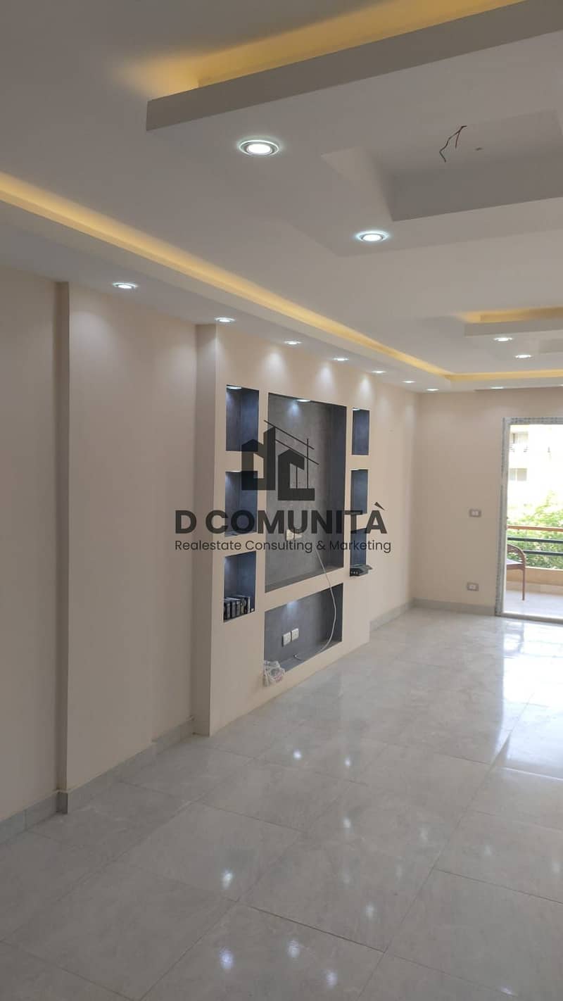 A unique residential opportunity for rent: an apartment with a practical and modern design in the compound The Square in New Cairo. Pool and garden view. - Ansicht 5