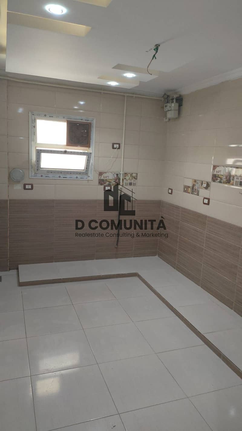 A unique residential opportunity for rent: an apartment with a practical and modern design in the compound The Square in New Cairo. Pool and garden view. - Mehr