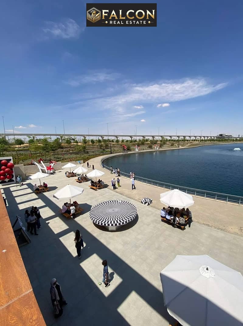 In front of the Green River, at the initial offering price, an apartment with a fantastic location and view, minutes from the iconic towers, Palm Hill - Widok 6