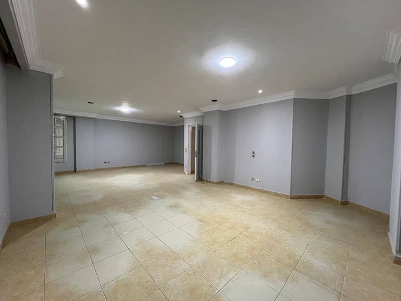 560M Duplex in the heart of Maadi - Widok 4