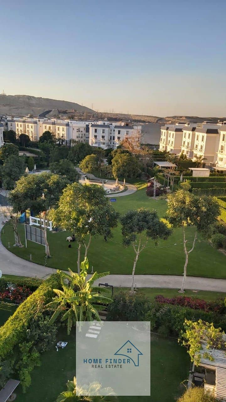 I-Villa Roof for Sale in Mountain View Giza Plateau with 220 sqm, Prime Location and Spacious Layout Ideal for Living or Investment – pohled 2