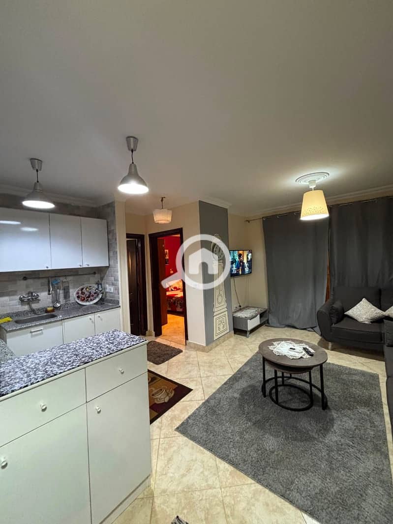 Studio apartment for sale great price fully furnished directly on the main road 64 sqm in Madinaty B7 – pohled 4