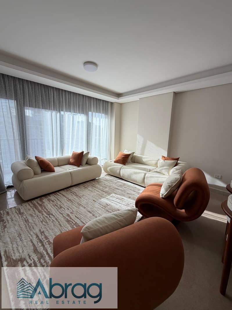For rent: Furnished, modern, air-conditioned 3-bedroom apartment in Zed West Compound, Sheikh Zayed, with a landscape view. - Widok 2