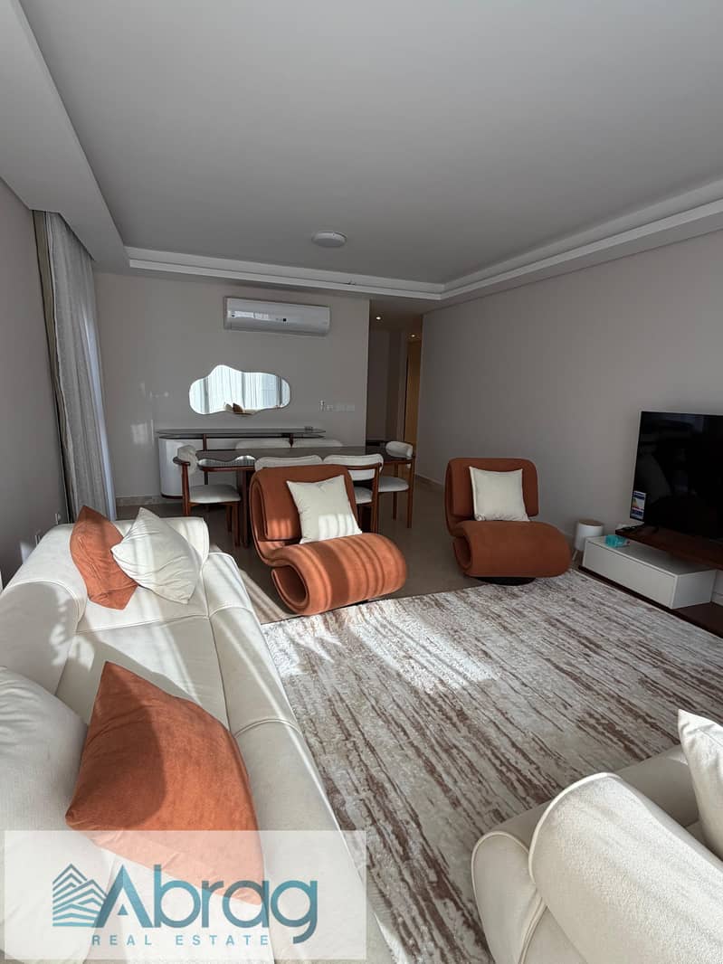 For rent: Furnished, modern, air-conditioned 3-bedroom apartment in Zed West Compound, Sheikh Zayed, with a landscape view. - Widok 4