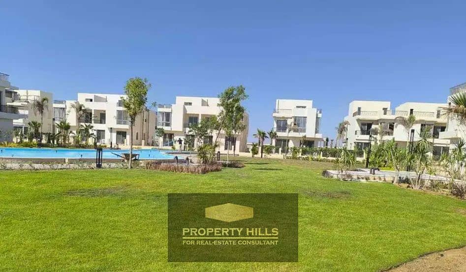 For sale, an independent villa of 364 square meters located on Dahshour Road in Lake West, opposite Beverly Hills. - Ansicht 2