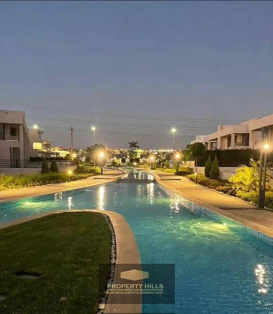 For sale, an independent villa of 364 square meters located on Dahshour Road in Lake West, opposite Beverly Hills. - Ansicht 4