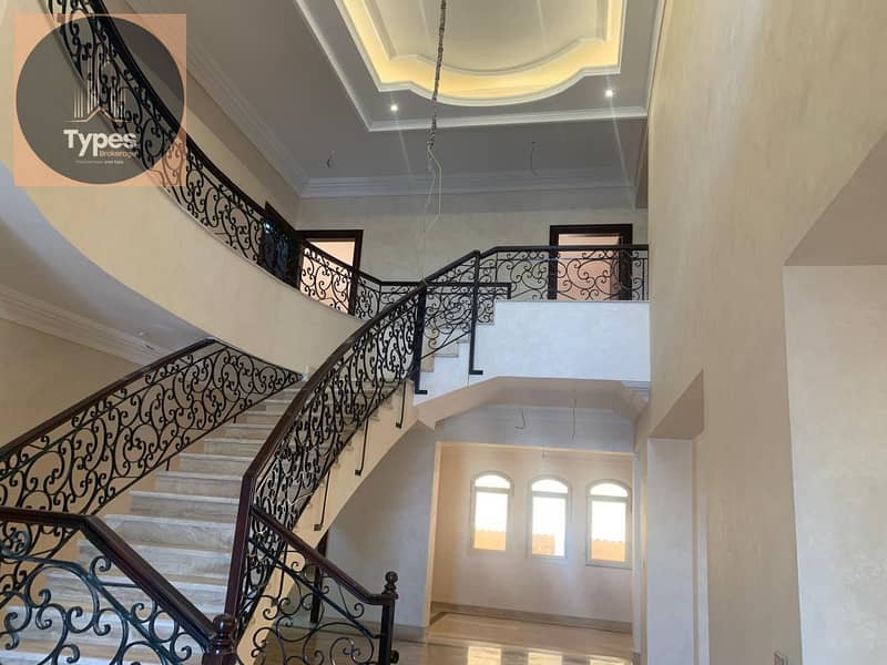 For sale: Brand new, super-luxurious detached villa, ready for immediate occupancy. Spacious 1100 square meters, ideal for residential living or high- - Więcej