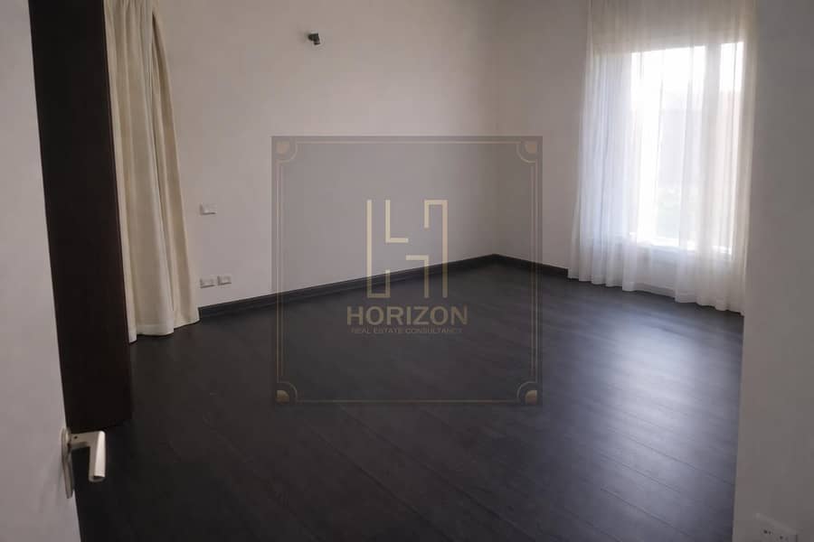 lowest price studio with garden for sale in Compound The Village Palm Hills New Cairo - Aanzicht 3