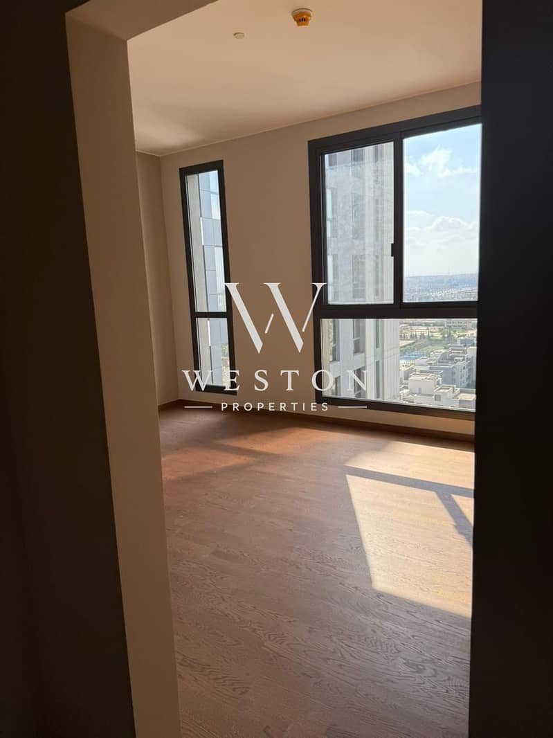 4 88f7c606-4733-4e17-a2fa-5dd03db07960. jpg
