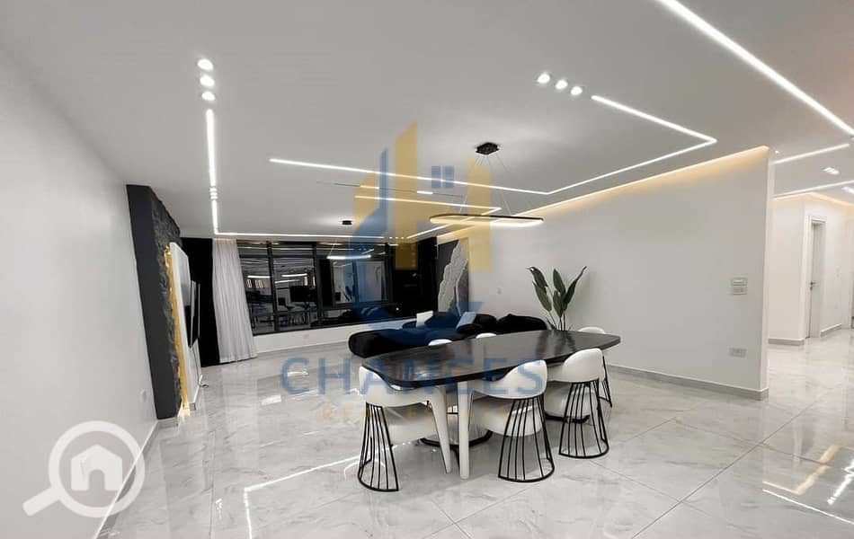 Ultra Super Lux Apartment for Sale in Grand Gate Compound with Furnished Option - Widok 3