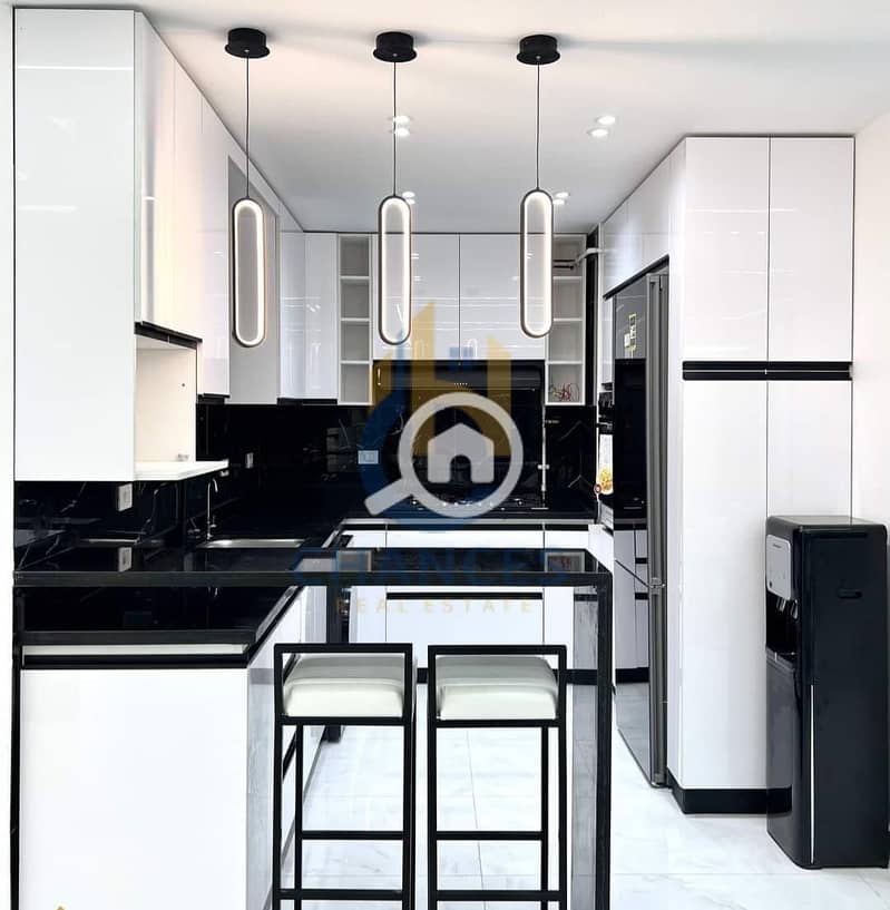 Ultra Super Lux Apartment for Sale in Grand Gate Compound with Furnished Option - Widok 5