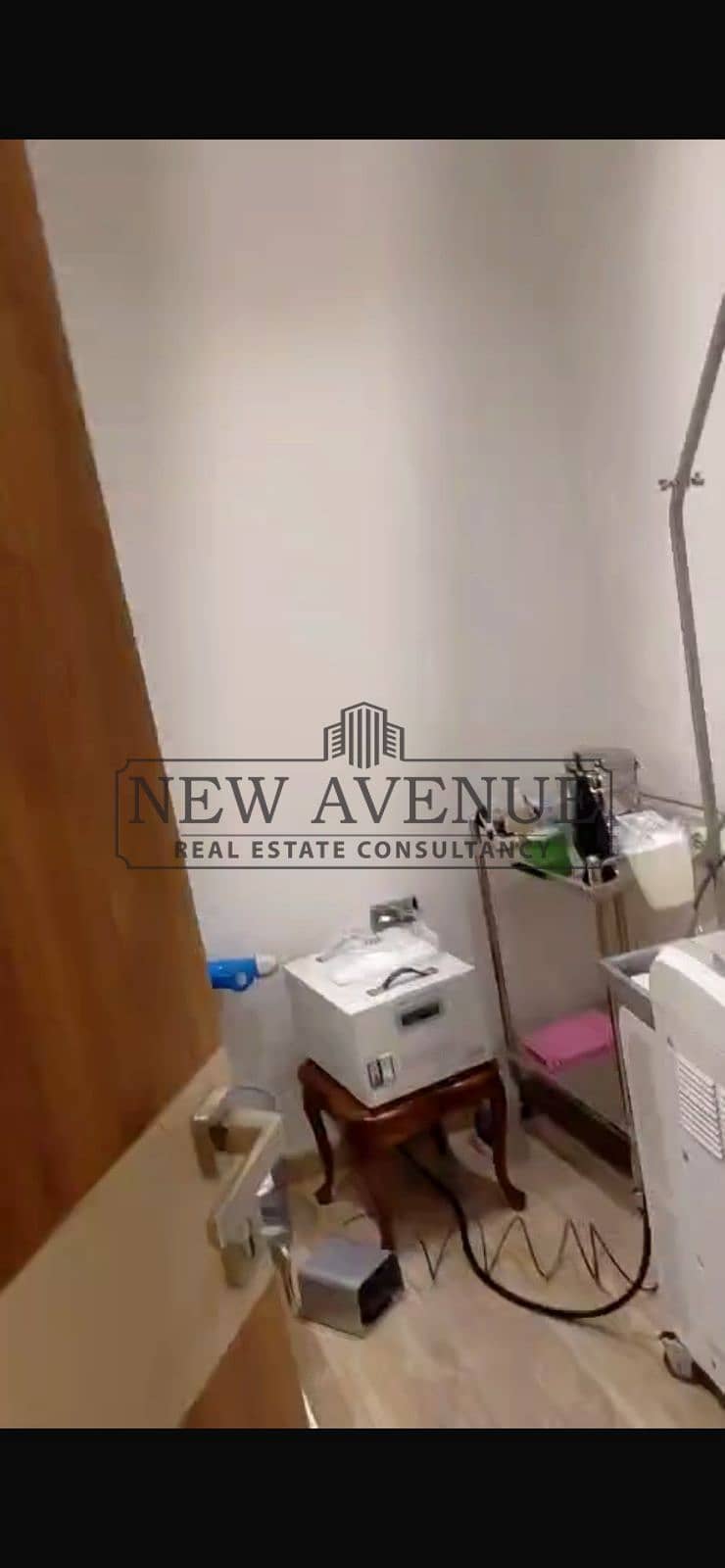 Fully Finished Admin Office with ACS for rent at Cairo business plaza New Cairo - Ansicht 4