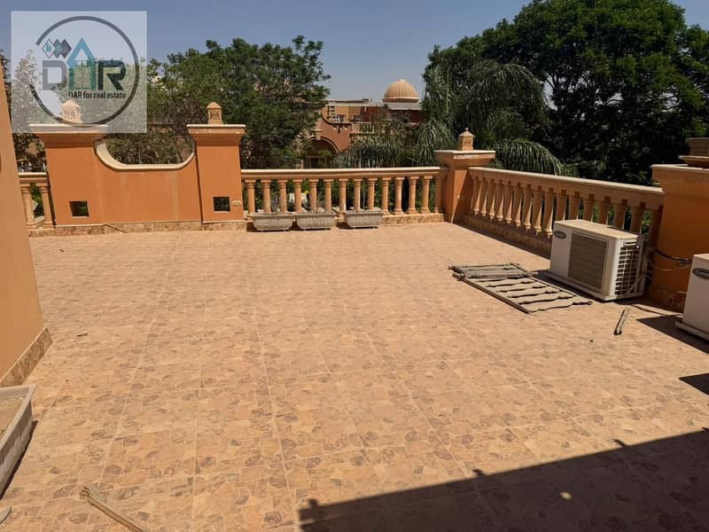 Villa for rent in Legenda Compound - Mehr