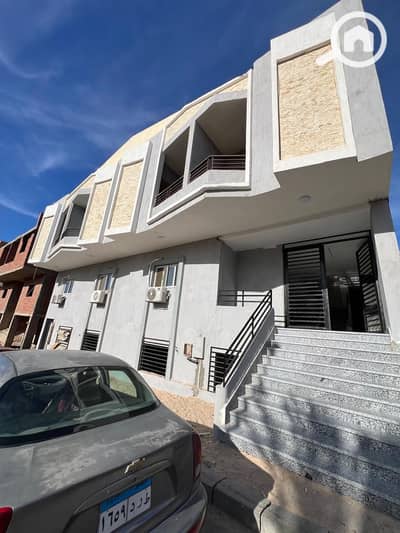 1 Bedroom Room for Sale in Hurghada, Red Sea - feec3148-c7f9-4c70-b3e1-f8e4504ff95e. jpg 1 Bedroom Room for Sale in Hurghada, Red Sea - feec3148-c7f9-4c70-b3e1-f8e4504ff95e. jpg