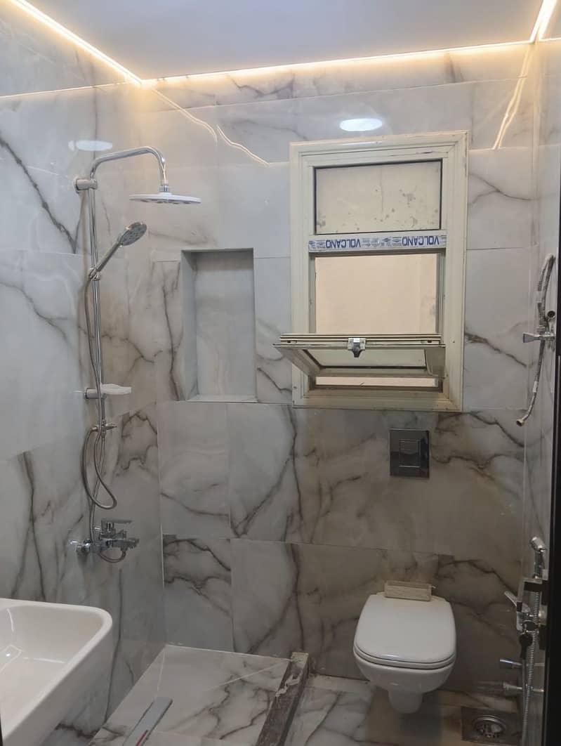 Corner apartment for Rent in Taj Shalya, New Cairo. BUA: 146 SQM - Widok 5