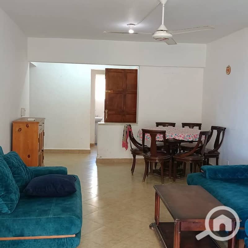 For rent: a ground chalet, second row by the sea, in Green Beach Village, North Coast. – pohled 6