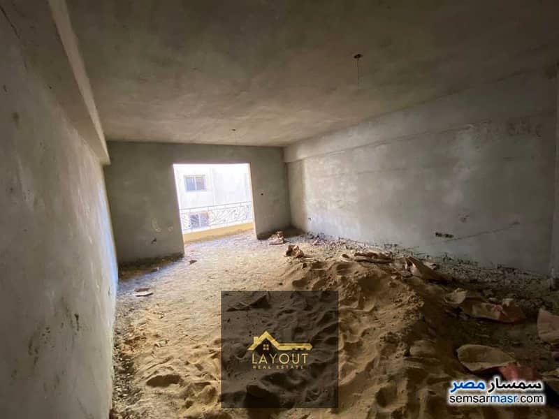 3,500,000 EGP | 185m Ground Floor Apartment with Garden for Sale in Al Ferdous City – 6 October Front & Back Gardens + Corner Unit + Duplex Po - Ansicht 2