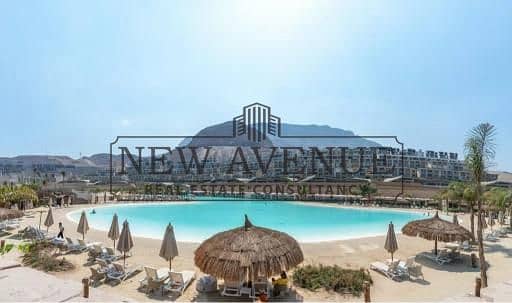 Ready to move semi finished sea view Chalet with 1.5 years delivery for sale in IL Monte Galala Ain El Sokhna developed by Tatweer Misr - Widok 2