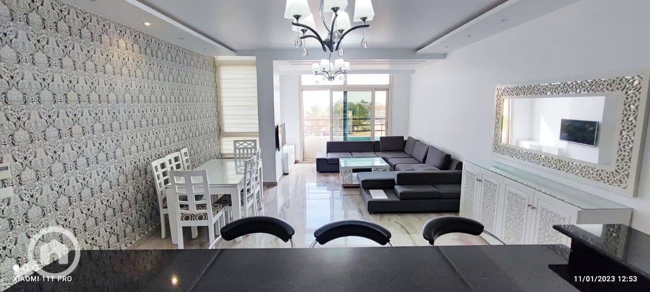 Very modern chalet for daily rental in Hurghada, in the heart of the tourist promenade, with the best location, high quality, sea view, and promenade. - Ansicht 4