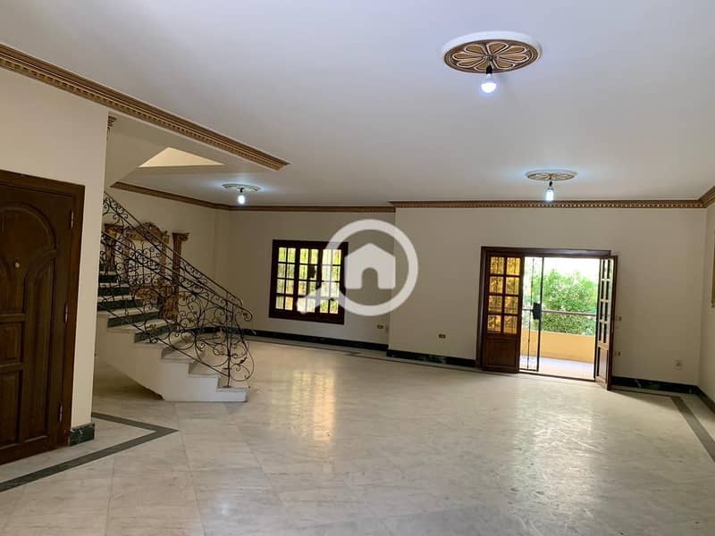 Villa for rent in the Fifth Settlement in the Third District required 150,000 – pohled 5