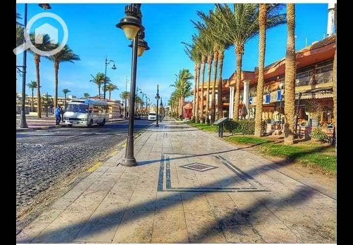 Chalet for daily rent in Hurghada in the heart of the tourist promenade - Widok 5