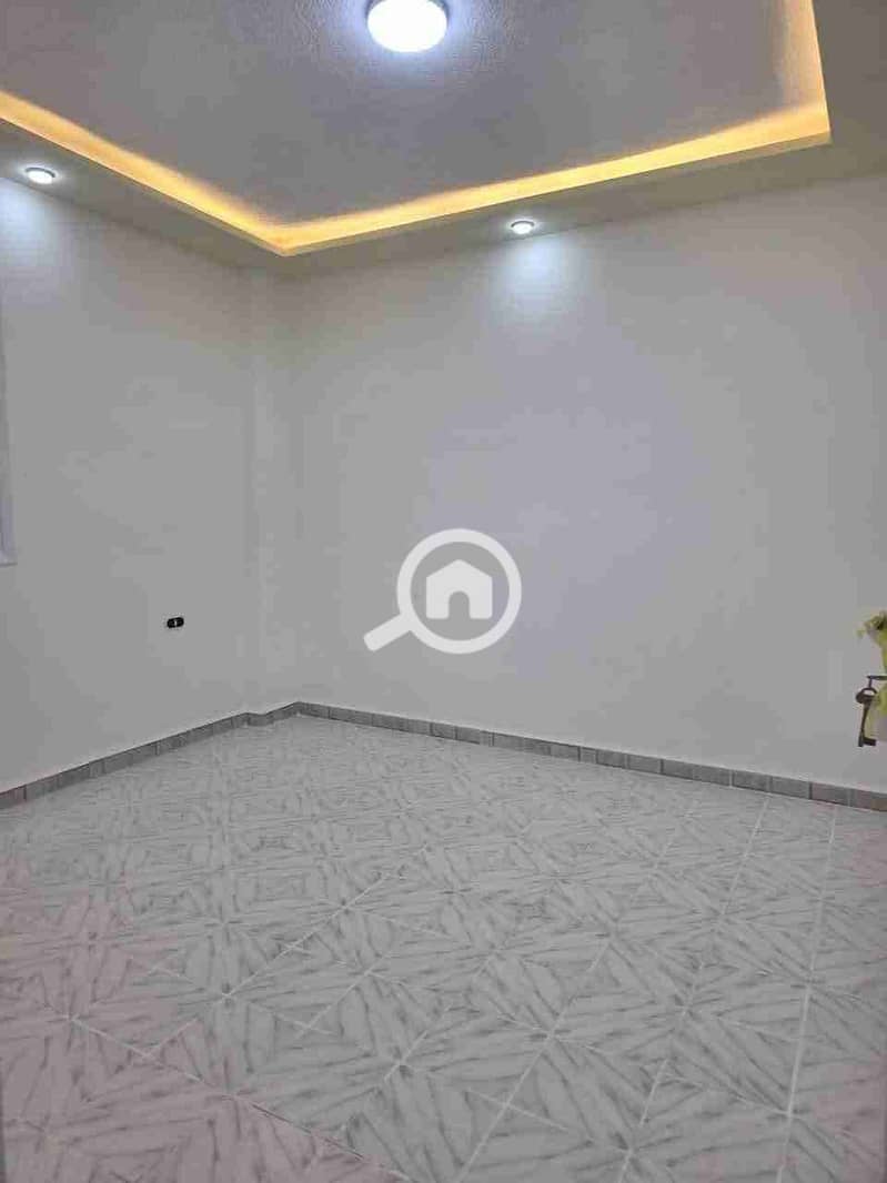 Apartment (two rooms) in Al-Ajmi, Palm Beach, luxury finishing next to services. – další