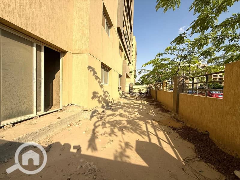 Apartment ground-floor with garden for sale in The Square (Sabbour) compound in New Cairo. - Ansicht 4