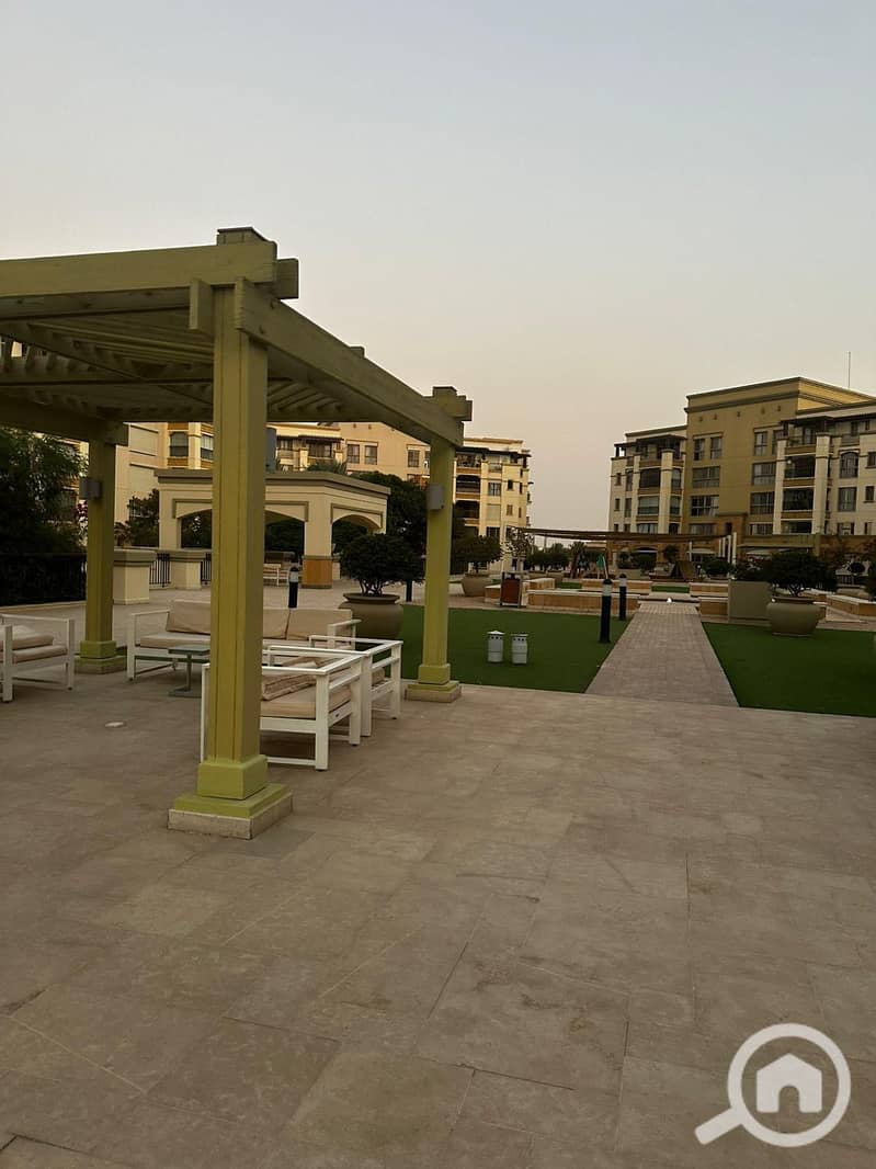 Apartment for sale in Uptown Cairo, two bedrooms, prime location - Ansicht 3
