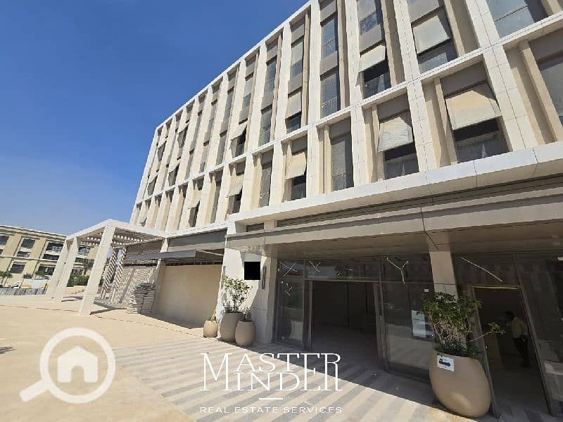 Office over looking open space for sale in Mivida by Emaar Misr - Widok 6