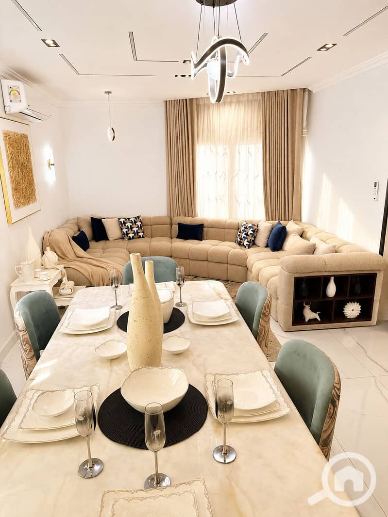 Spacious 3-Bedroom Apartment in Mohandessin – Prime Location Near Lebanon Square - Więcej