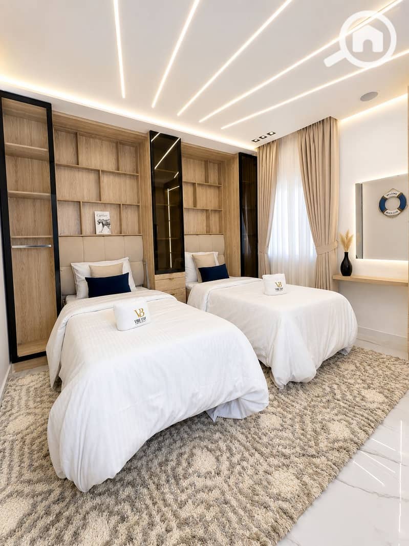 8 Double bed apartment 2 wide, angle. PNG