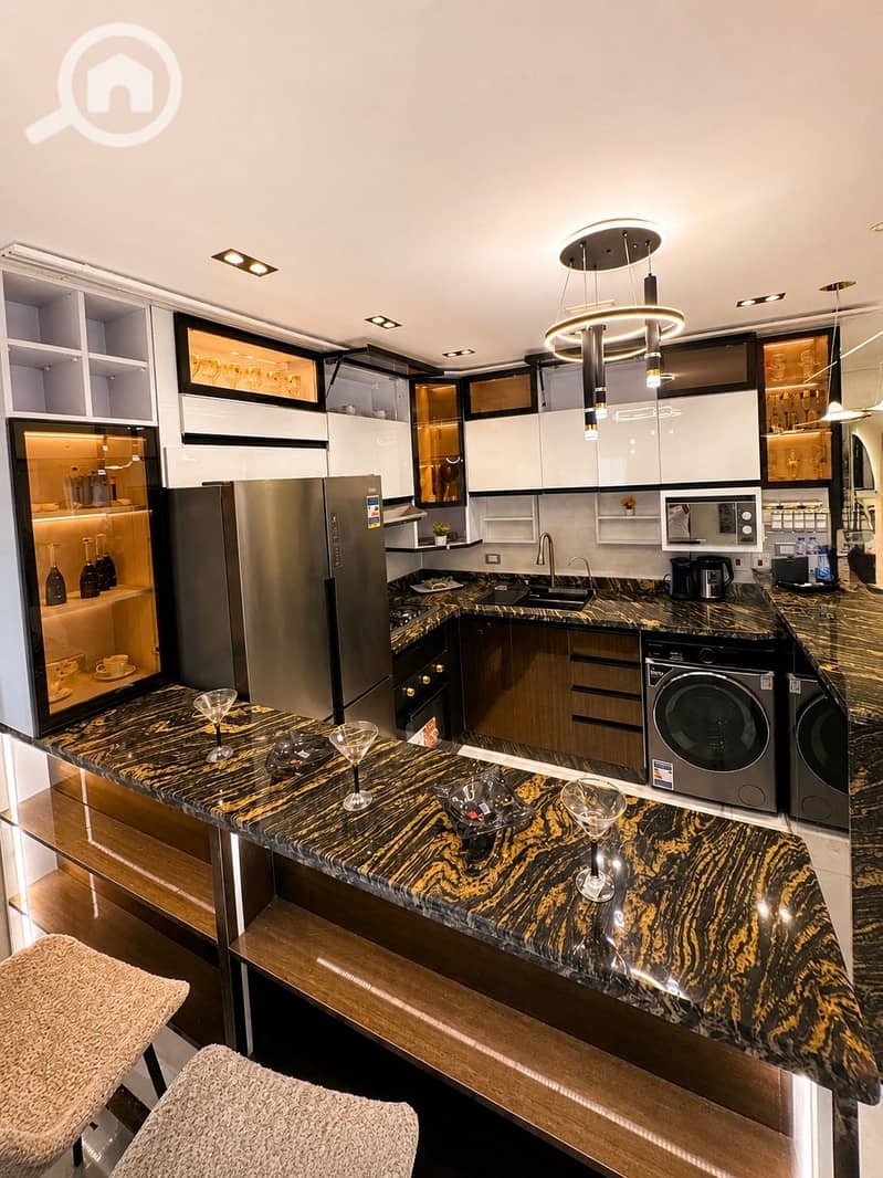 20 Kitchen apartment 2 outside. jpg